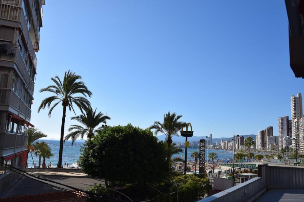 Apartamento En El Paseo Maritimo De Benidorm Exterior foto